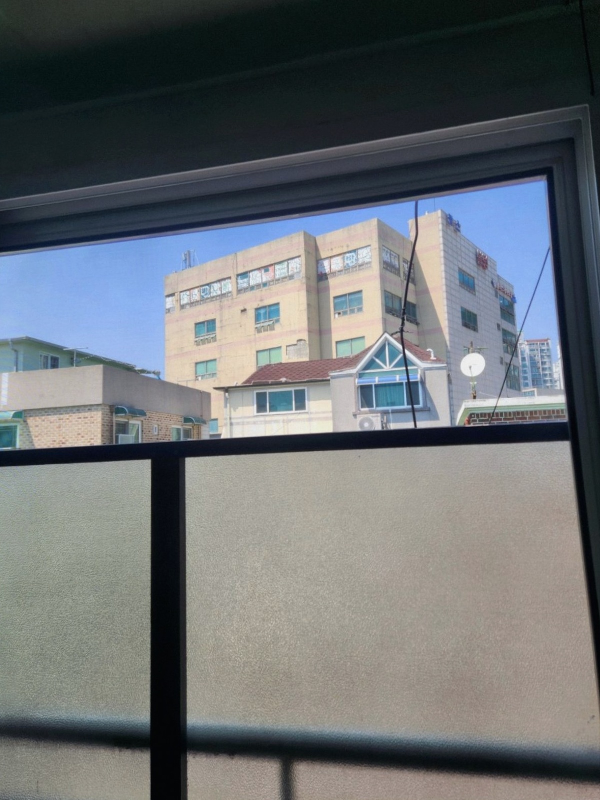 서울 종로구 청운동 방충망교체 시공사진 2