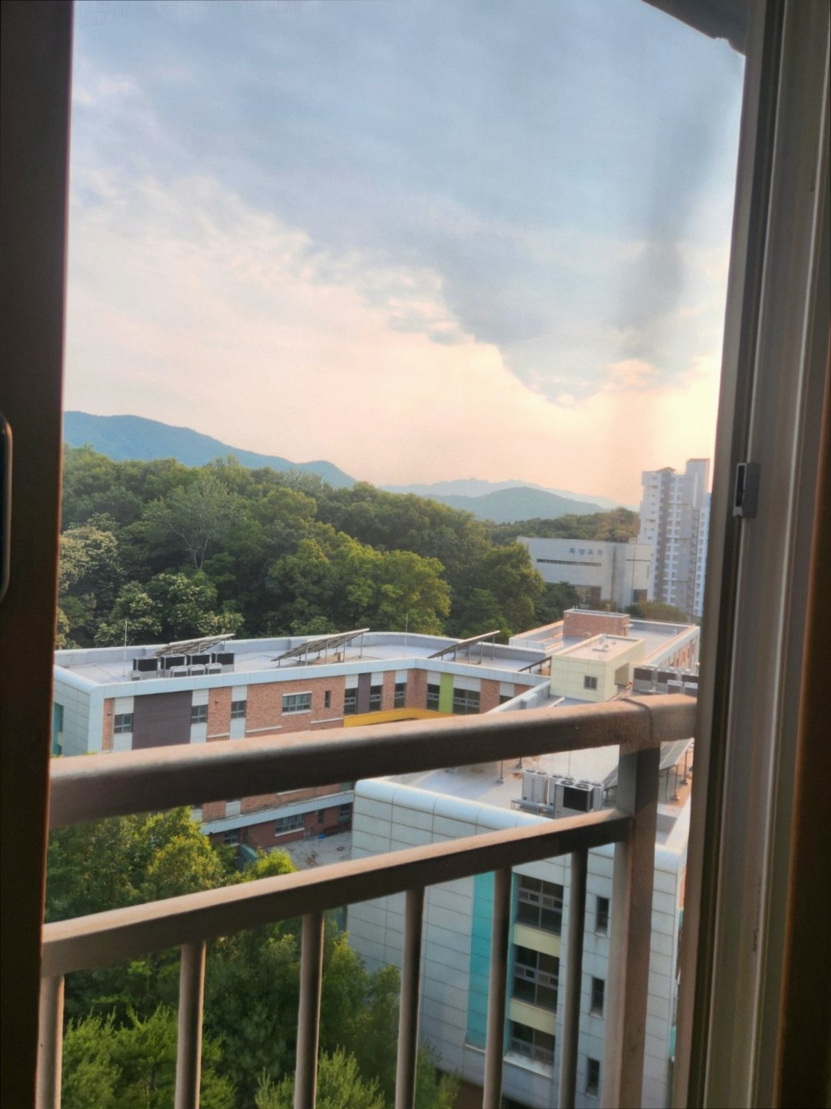 인천 연수구 송도동 방충망 교체 시공사진 1